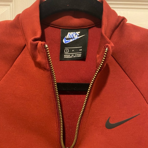 Nike Burgundy Bodycon Minidress Front Zip Small - NWOT - Picture 7 of 7